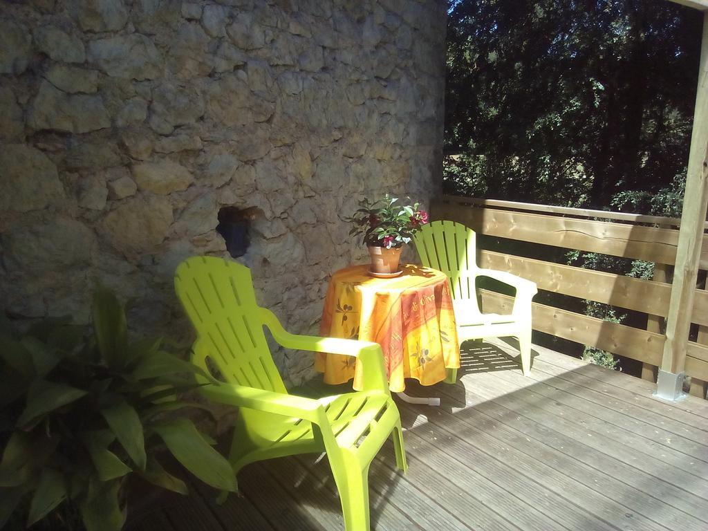 Chambres D'Hotes Au Pere Louis Labastide-du-Vert Екстериор снимка