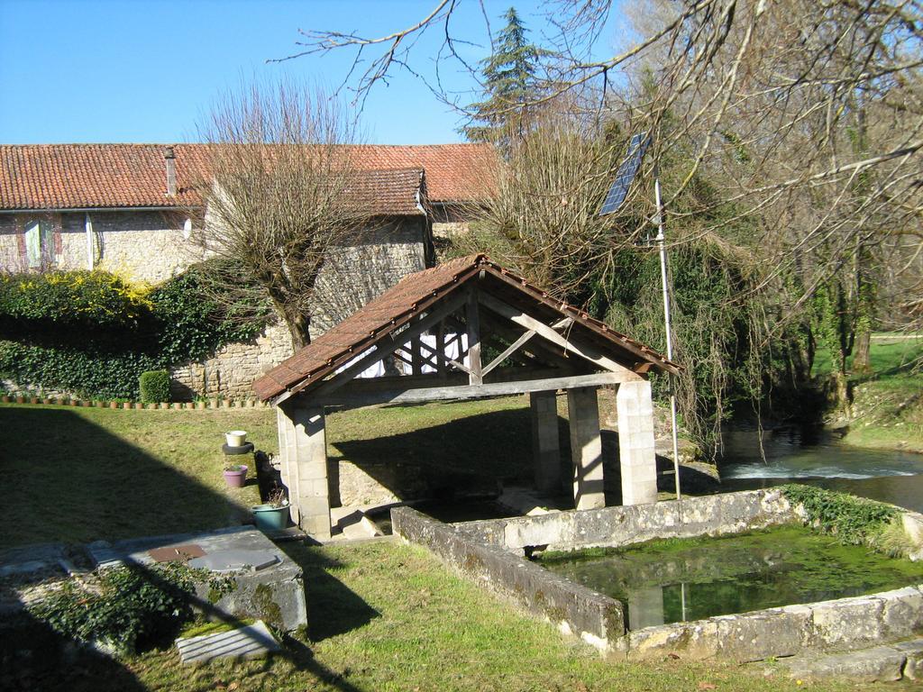 Chambres D'Hotes Au Pere Louis Labastide-du-Vert Екстериор снимка