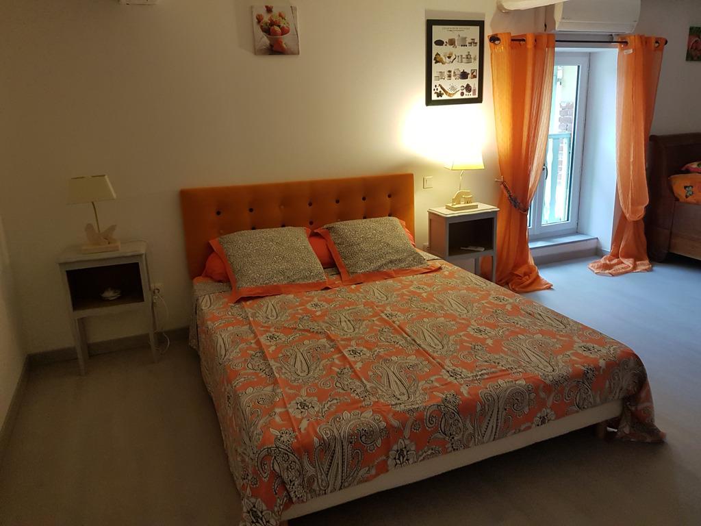 Chambres D'Hotes Au Pere Louis Labastide-du-Vert Екстериор снимка